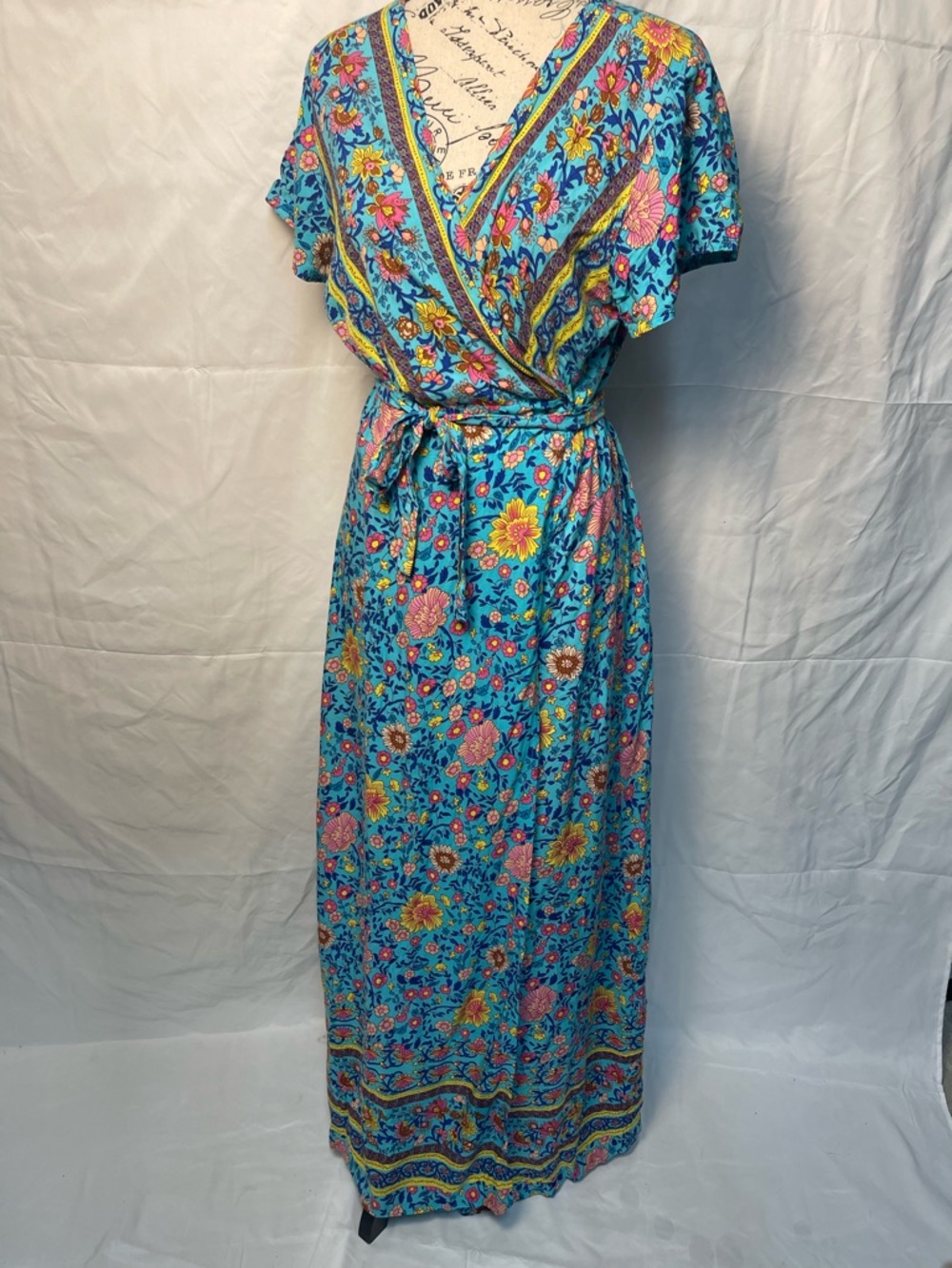 Boho Floral Wrap Dress Blue Pink Maxi Short Sleeve Belted 
Lightweight resort